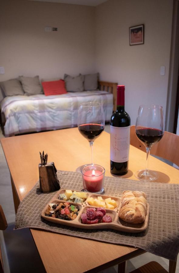 Paraiso Patagonico Bungalows And Aparts 엘 칼라파테 외부 사진